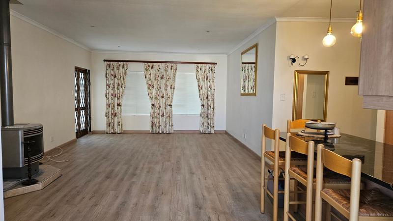 3 Bedroom Property for Sale in Sonstraal Heights Western Cape
